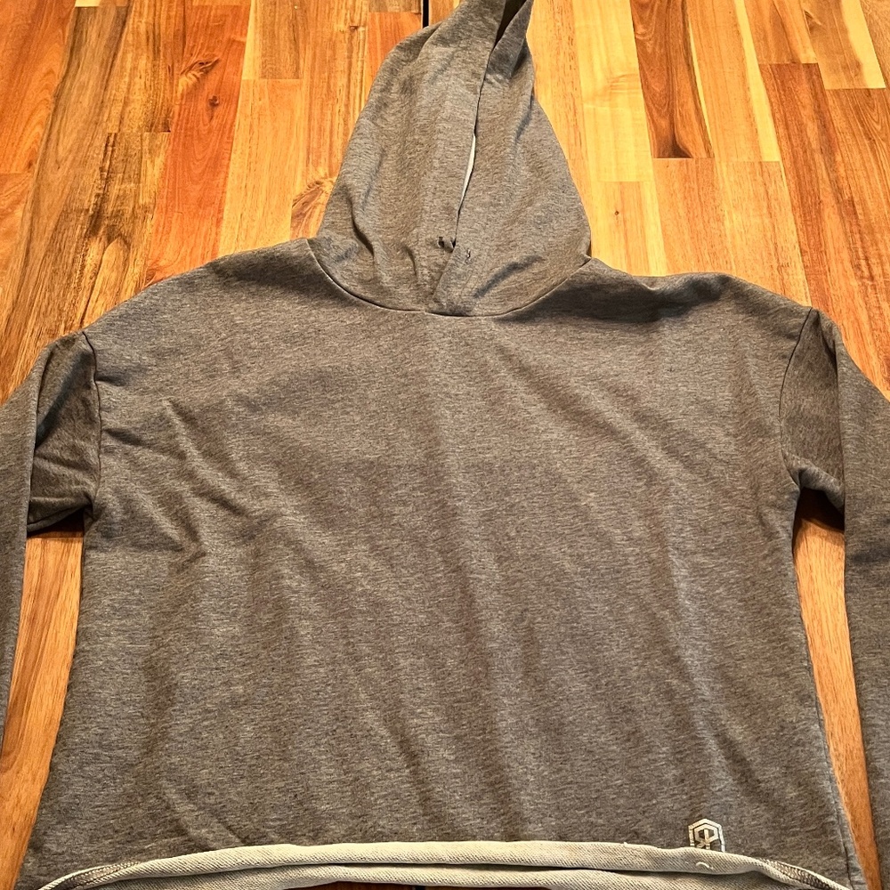 Born Primitive Open Back Hoodie - Gray (M)